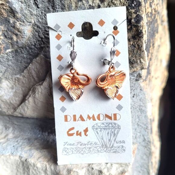 New! 🐘 Coppery Elephant Head Dangle Earrings 🐘 - Picture 1 of 3